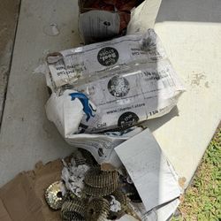 Roofing Nails And Caps 