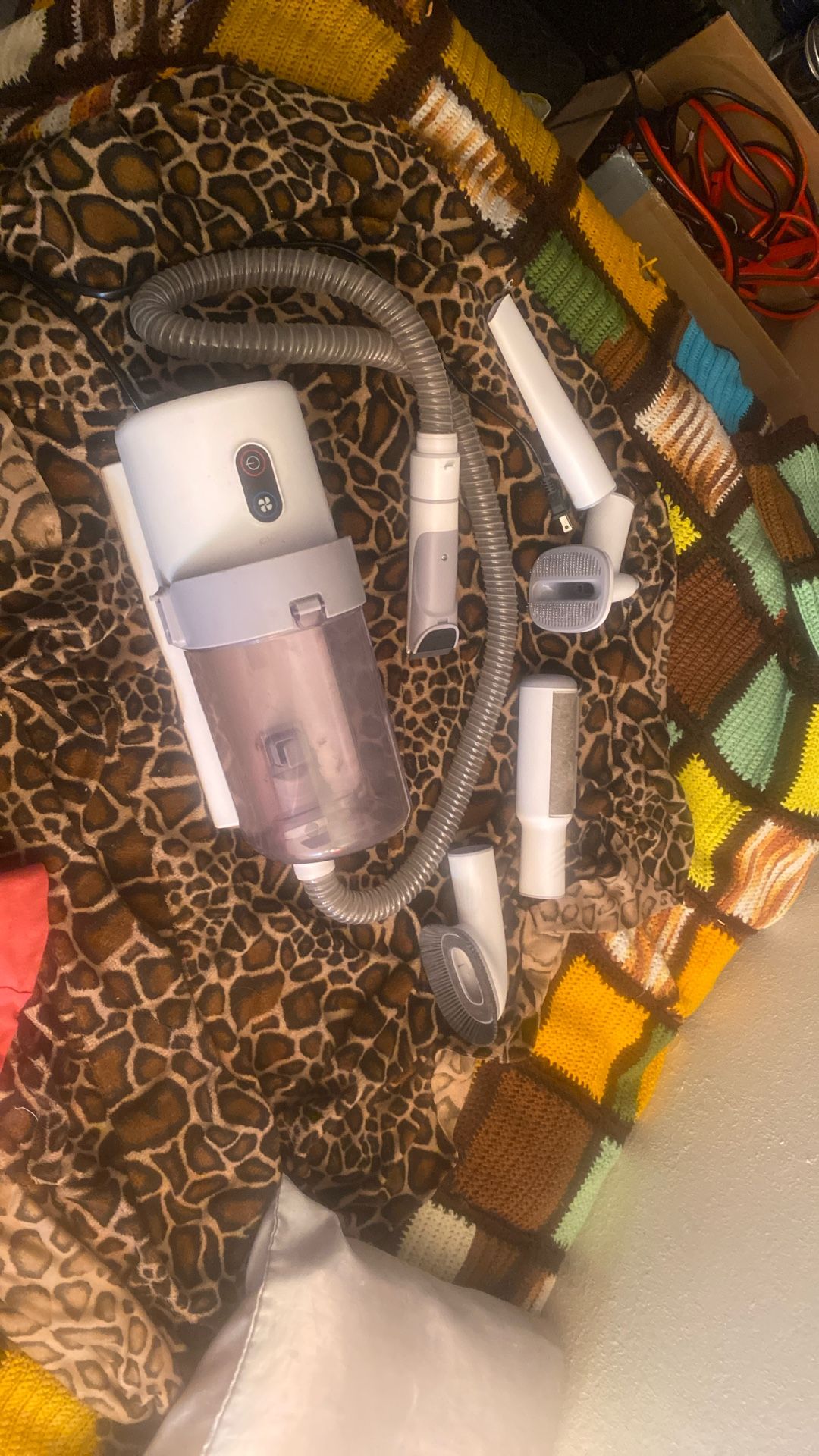 Pet Grooming vacuum quiet, clean your pet hair white mood I will disturb the pets clean up well as allergy guard filters pretty brand new worrks well
