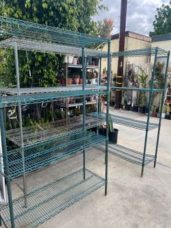 Shelf set 60 Dlrs