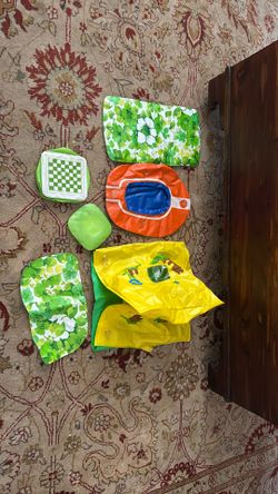 Barbie - Puff n Play - Tent and Raft - Vintage - 1970s Karlorus and Barbie Vintage Lot Green Mod Blow Up Furniture Inflatable 1970s 4 Pieces Retro