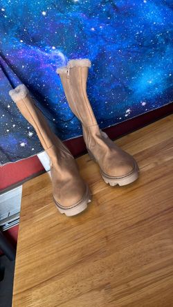 New Out Of Box DV Dolce Vita Tan Zipup Warm Boots