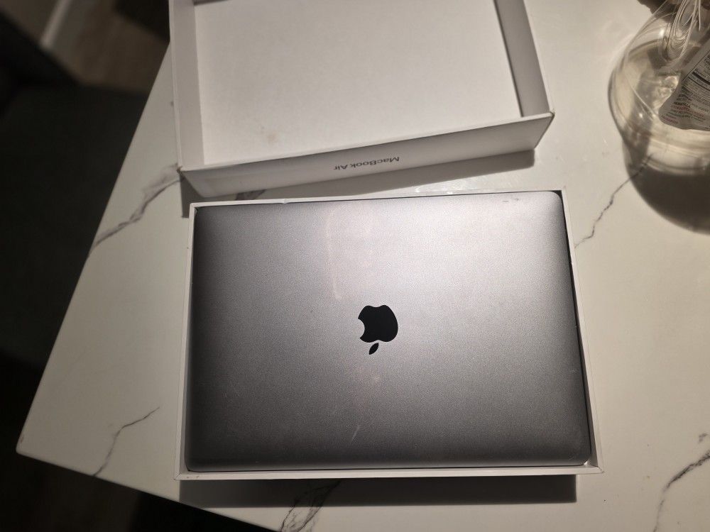MacBook Air 2020 M1