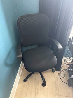 Brand new office chair