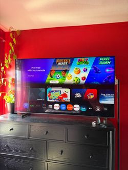 Samsung Smart TV Large Flat Screen 65”