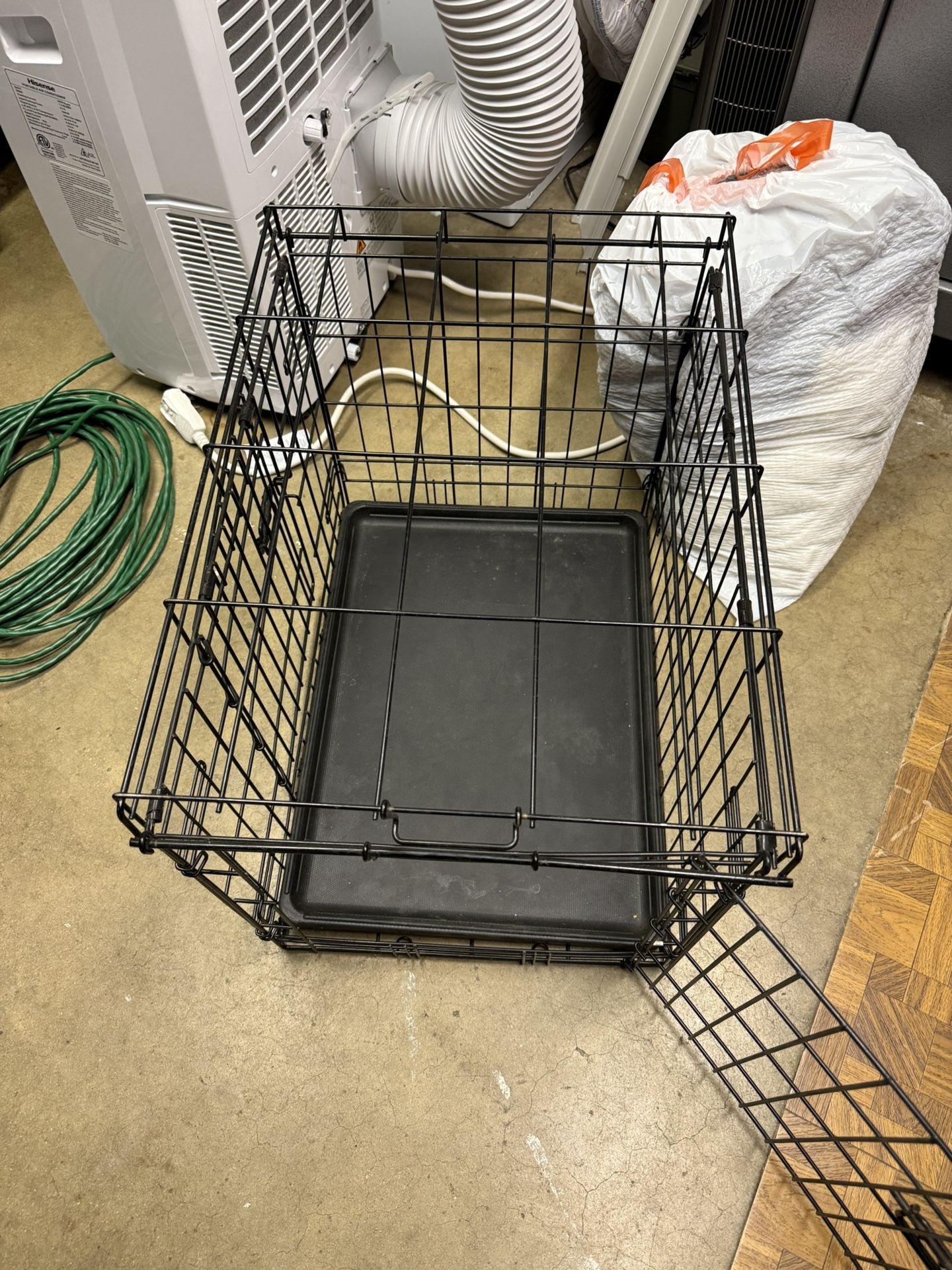 Small Heavy Duty Dog Crate 