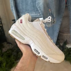 Levi Air Max 95