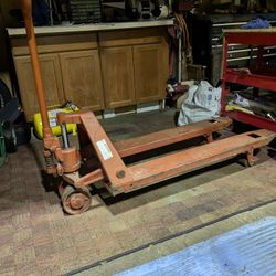 Pallet Jack 