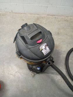 Shop vac 25$