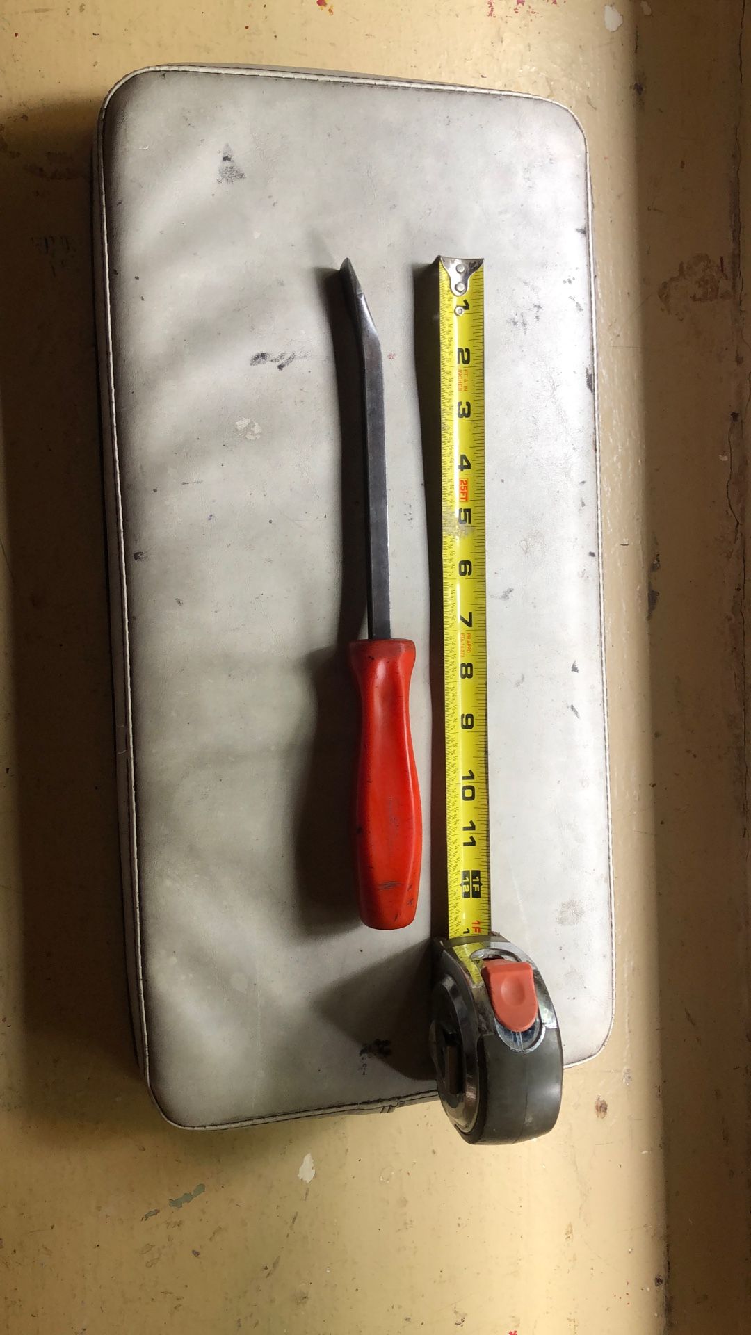 Snapon Red Pry bar 12 Inch