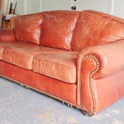 sofa cama de cuero genuino buenas condiciones 