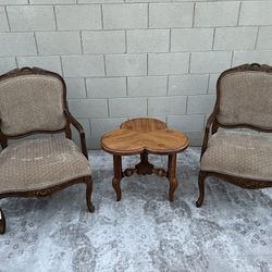 Sitting Chairs And Table