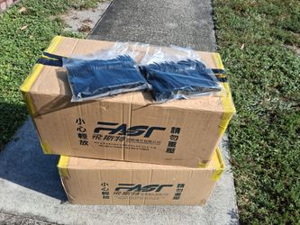 Tenedores en caja nuevos para fiesta cada caja tiene 3,365