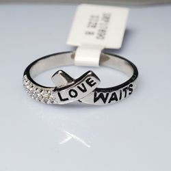 925 Sterling Silver Ring Size 8