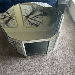 Mirror Table 