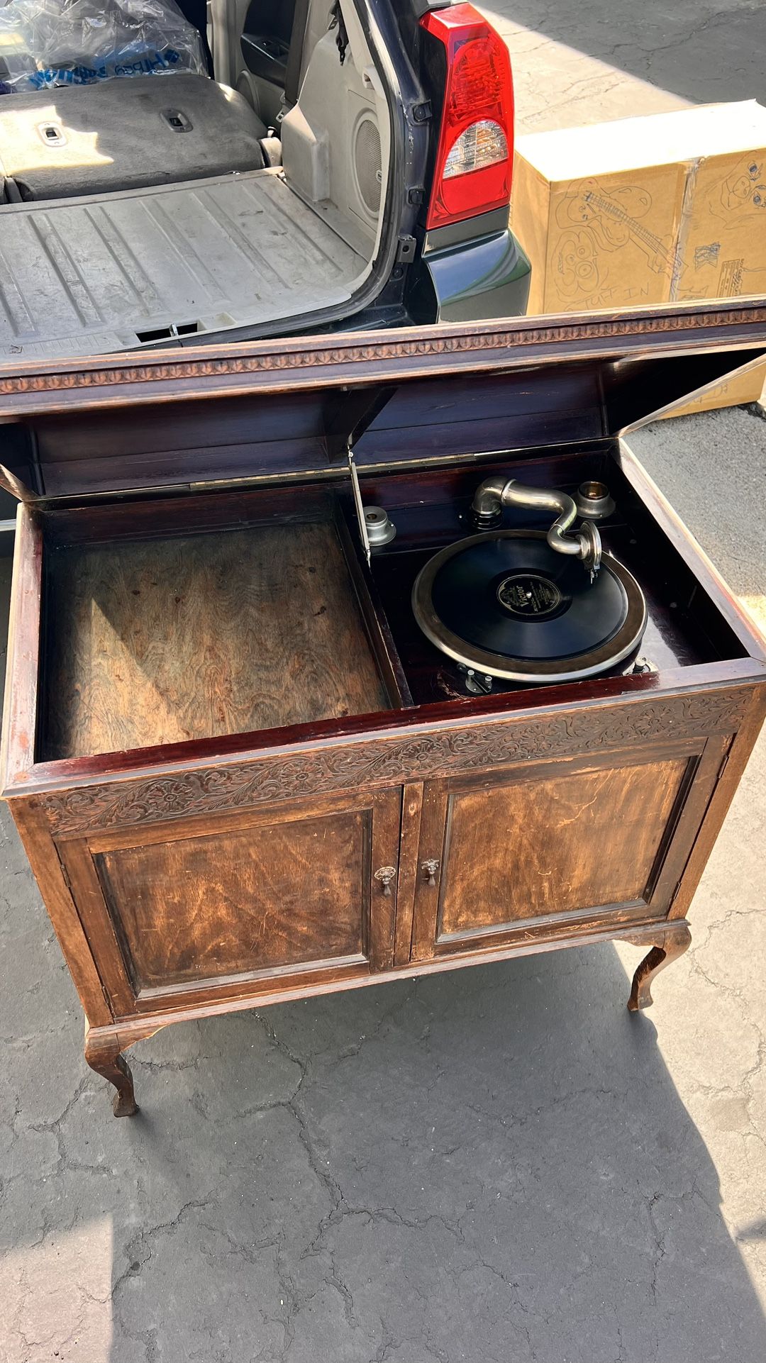 1920’s Victorla Record Player