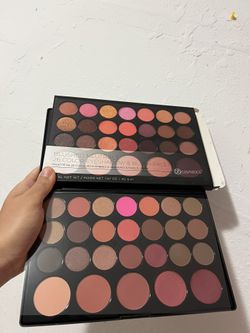 BH Cosmetics Blushed Neutrals 26 Color Eyeshadow/Blush Palette NIB(badbox)