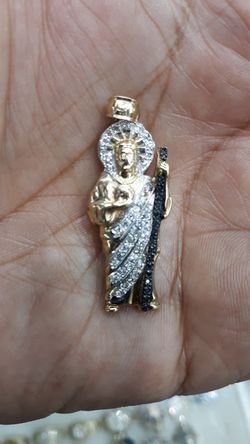 14k gold san judas 8.9 grams 1 inch long .75 ct diamonds