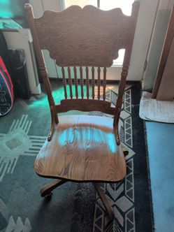 Decorative wood chair