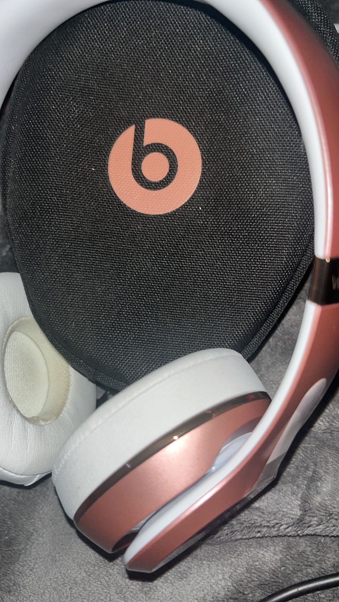 Beats Solo 3 Rose Gold