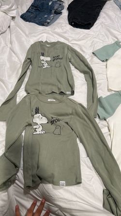 Peanuts Snoopy Stay Spooky Long Sleeve Shirts (2)