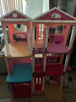 Barbie Doll House