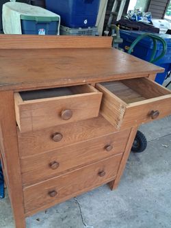 Wood dresser