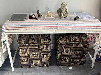 2 x Cushiony Cubes