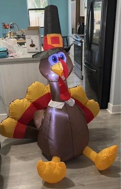 Inflatable Thanksgiving Turkey Decoration 5ft tall