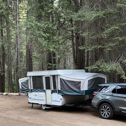 1999 Coleman Fleetwood Santee Popup Trailer