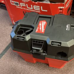 Milwaukee M18 Fuel Brushless 6 Gallon Wet Dry/Vac (Tool-Only) $175
