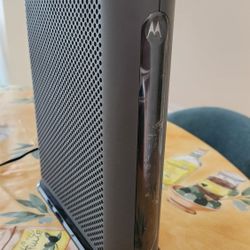 Motorola MG7550 Cable Modem + WiFi Router