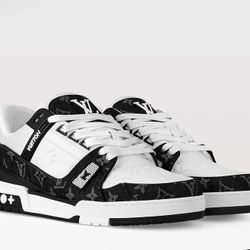 LV Trainers Size 10