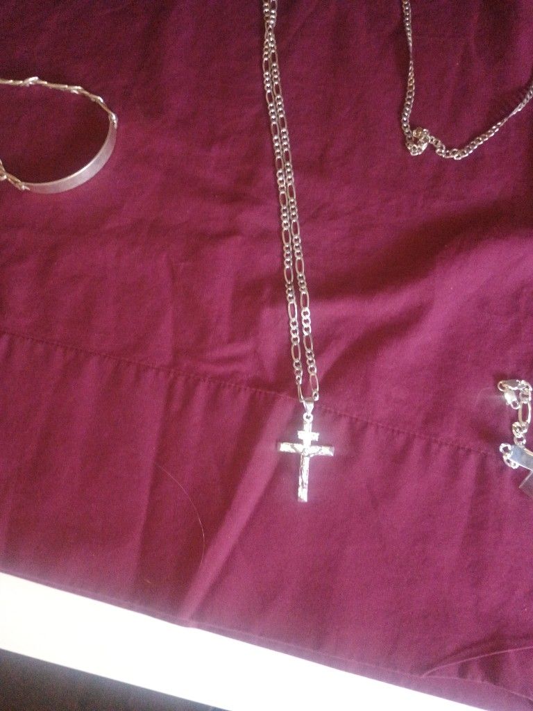 Silver Chain With The Silver Cross 