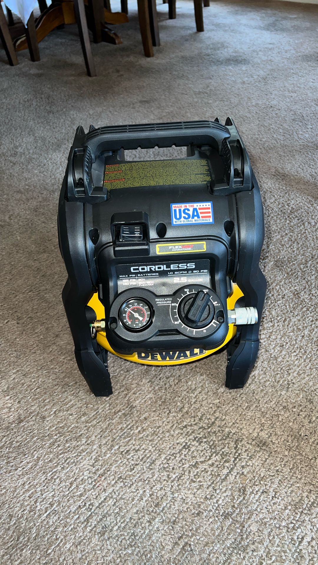 Dewalt 20v Brushless Flexvolt advantage 2.5 Gallon Air Compressor Like New Tool Only