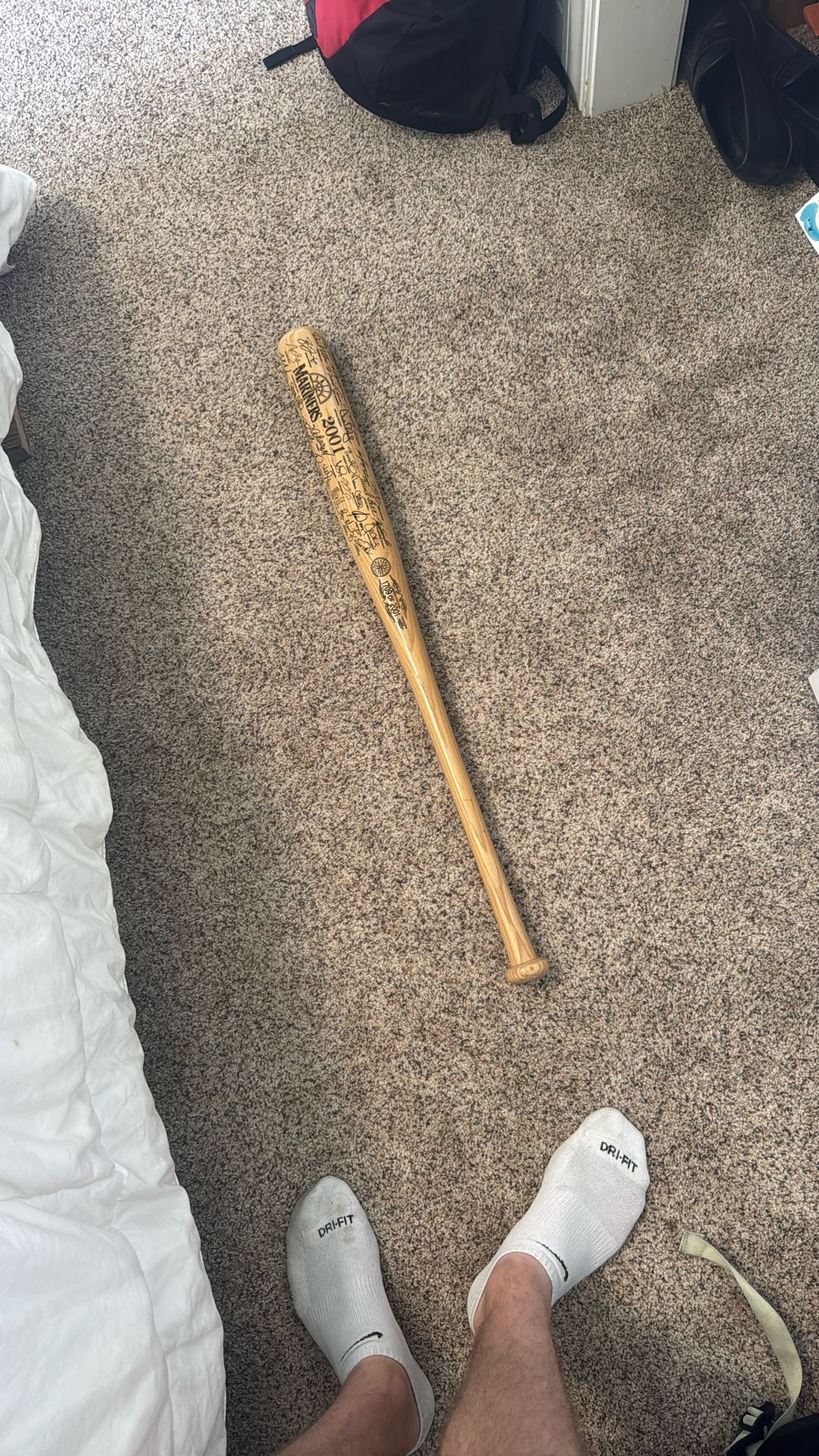 Signed Mariners Bat 1709 Of 2001
