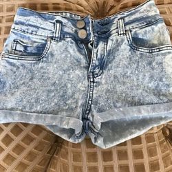 Shorts Size 2