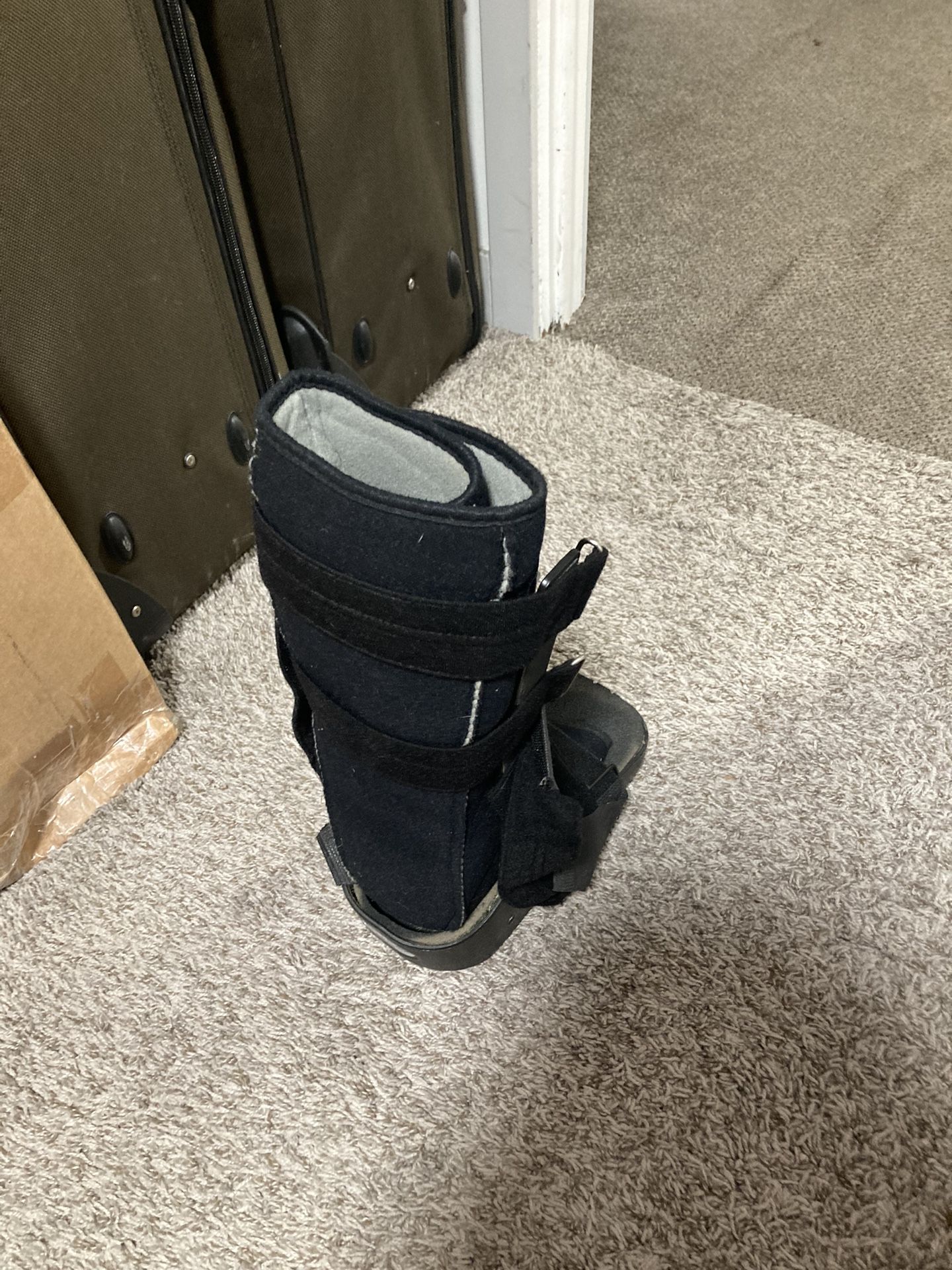 Foot/ankle Brace (make An Offer)