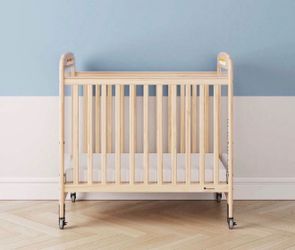 Serenity Fixed-Side Crib