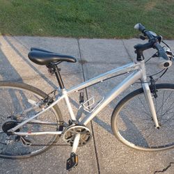 Diamondback Clarity Hybrid Bike Bicycle with 700c Tires SM Frame all tuned - $70 FIRM 