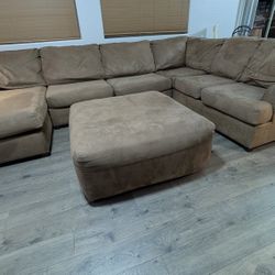 Microfiber Sectional 