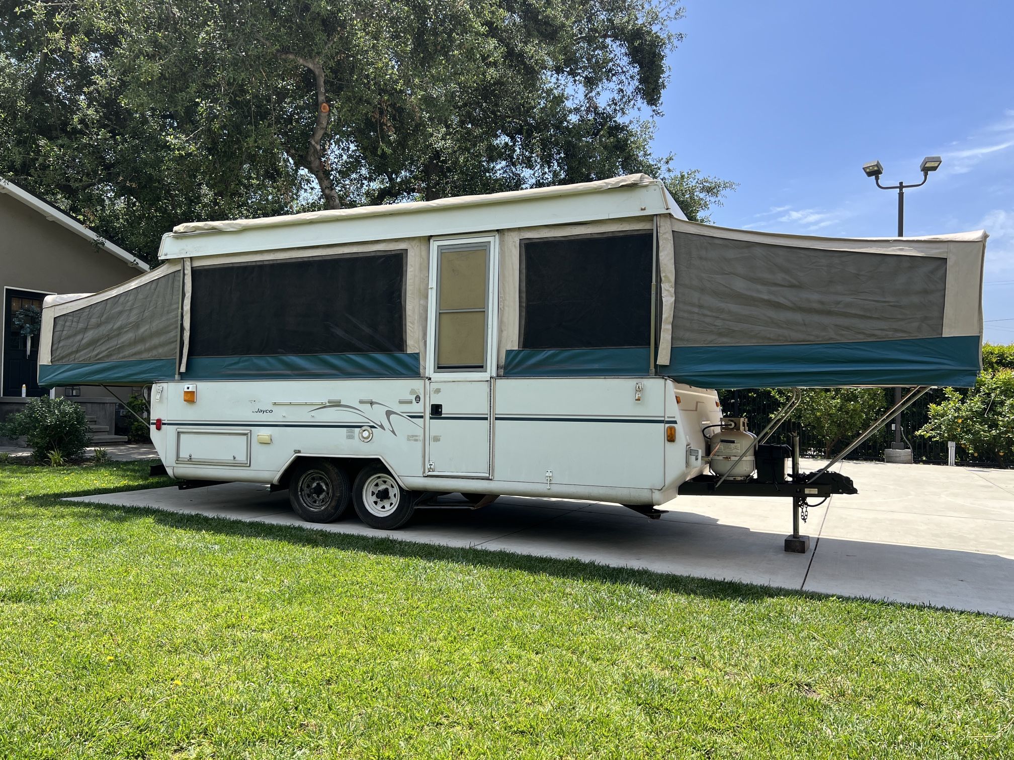 Huge Popup Tent Trailer for Sale in La Verne, CA OfferUp