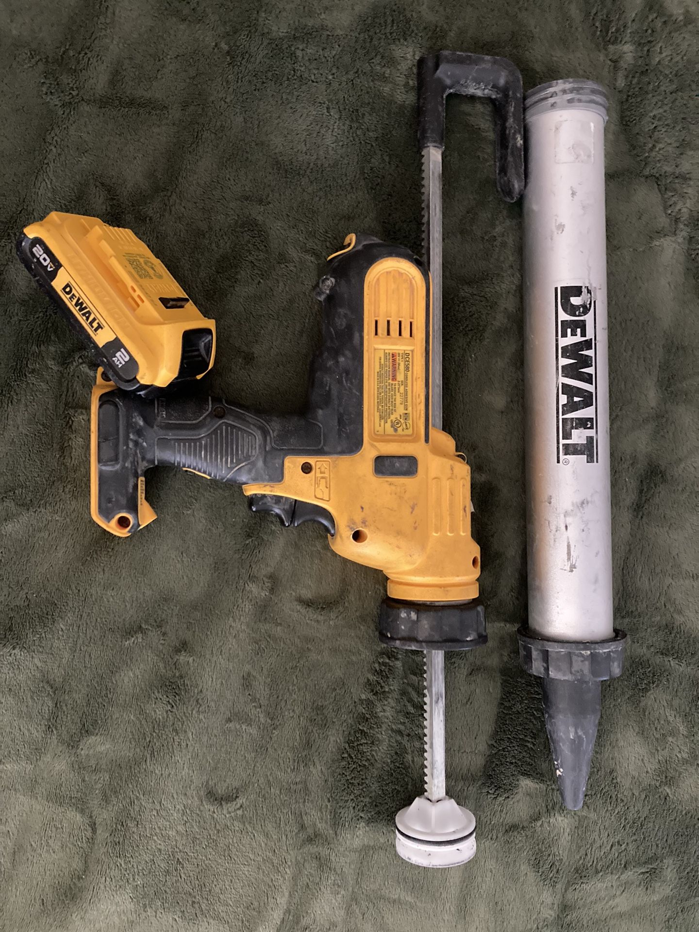 Dewalt 20v Battery Caulking Gun