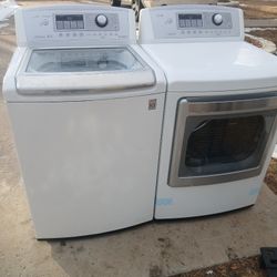 LG Washer And Dryer Set One Yr Old 