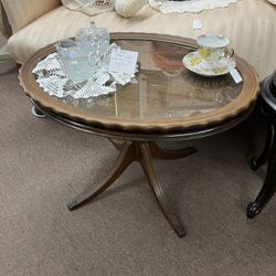 Vintage Oval Coffee Table w/ Tray Top