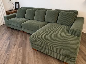 Like-New Dark Green Corduroy Sectional w/ Chaise – 10’4” Wide
