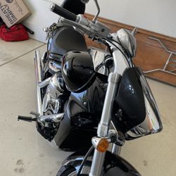 2006 Suzuki Boulevard M109R