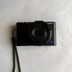 Sony RX100 II  Camera- Excellent Condition