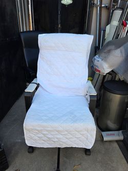 IKEA swivel chair, white