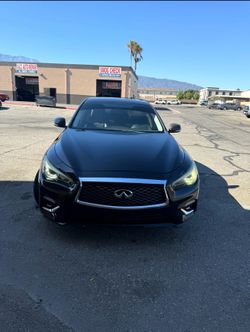 2015 Infiniti Q50