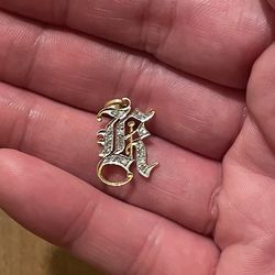 18kt “k” Old English Pendant With Real Diamonds